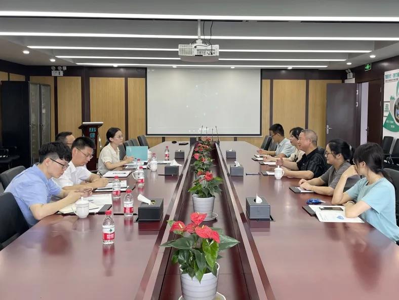 浙江省经信厅生物医药产业处处长卢建波一行莅临谈球吧科技考察调研