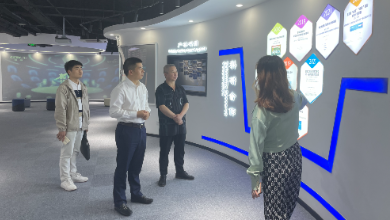 萧山经济技术开发区管委会副主任朱国军一行莅临谈球吧科技考察调研