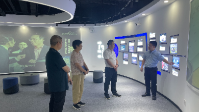 萧山经开区管委会副主任吴建华一行莅临谈球吧科技考察调研