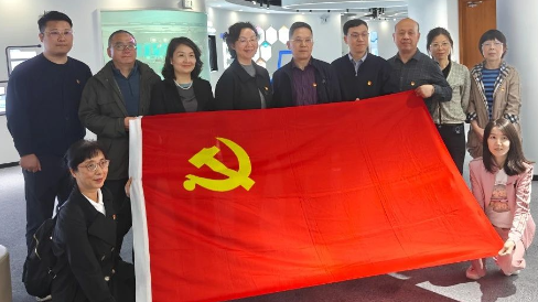 杭州市审计局党组书记、局长范飞一行莅临谈球吧科技考察调研