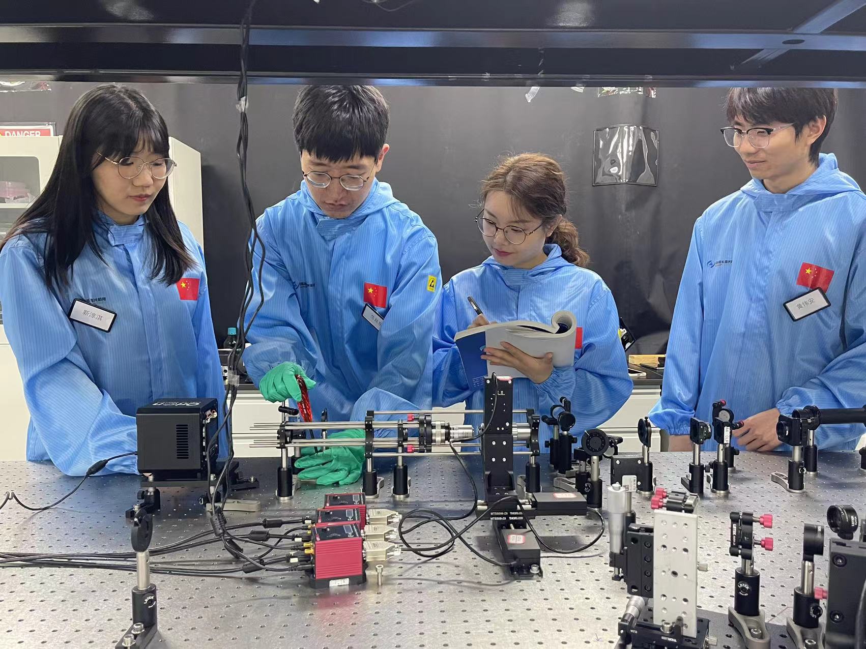 йŶͻƸάⳡ̽ƿɹٵǡȻ